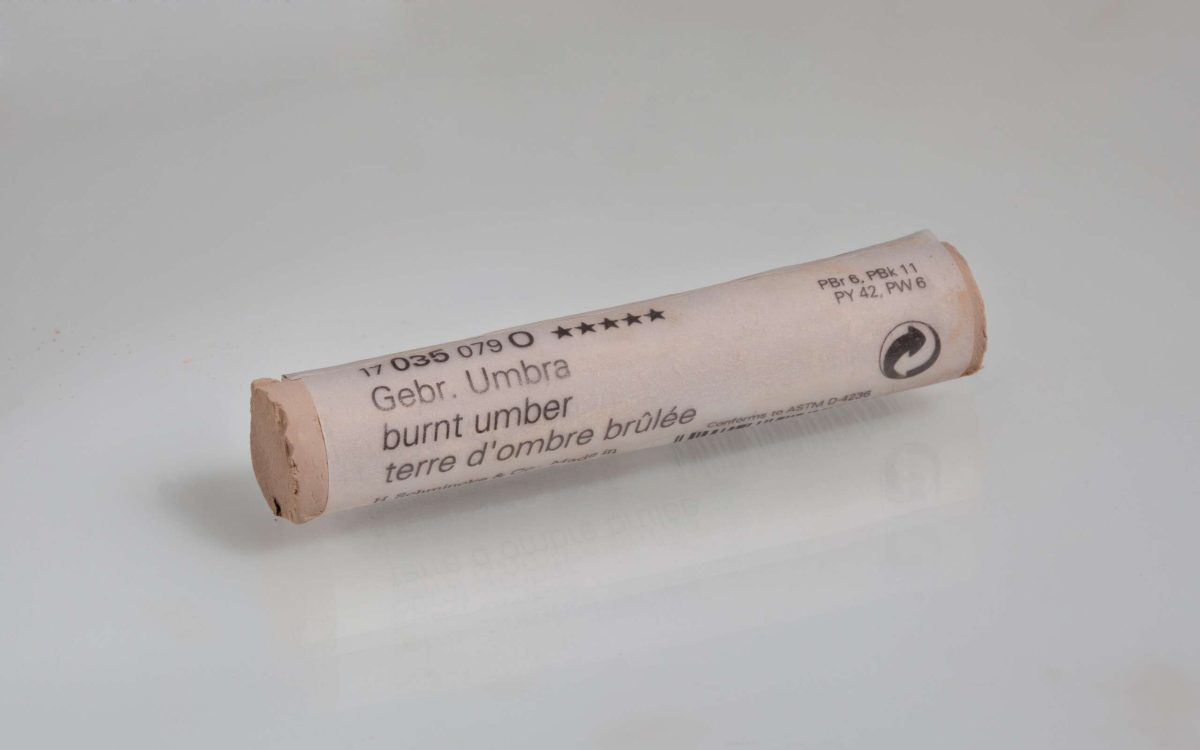 RS2990_17035079-lpr.jpg Schmincke Soft Pastel Burnt Umber (M) - Image 1