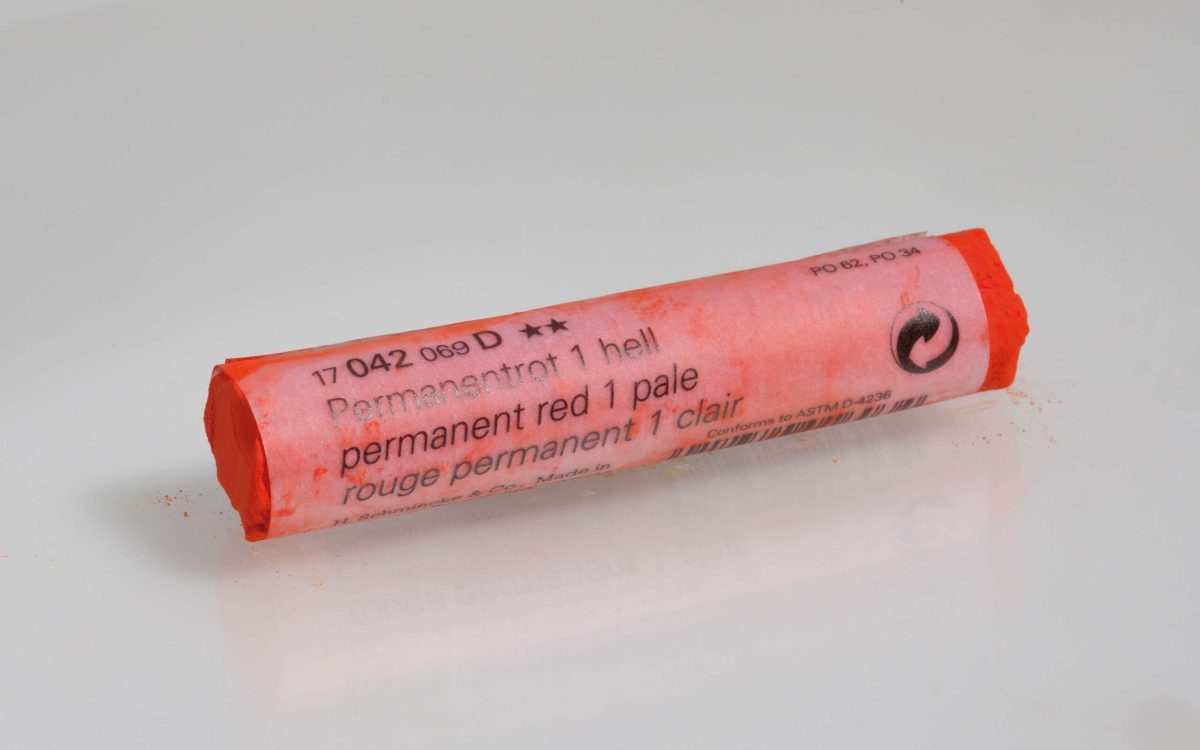 RS3017_17042069-lpr.jpg Schmincke Soft Pastel Red 1 Pale (D) - Image 1