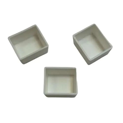 empty watercolour half pan
